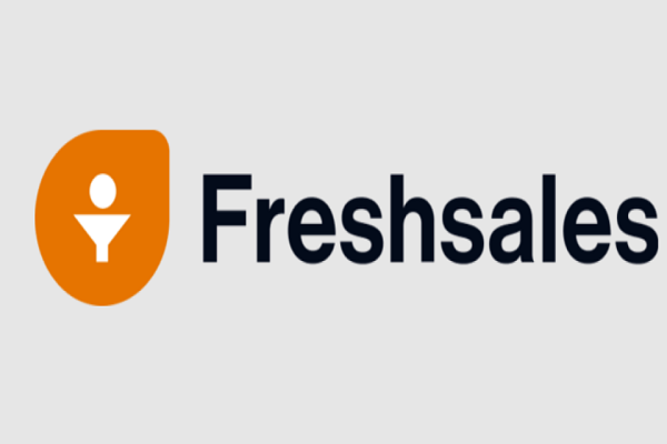 نرم-افزار-crm-رایگان-Freshsales